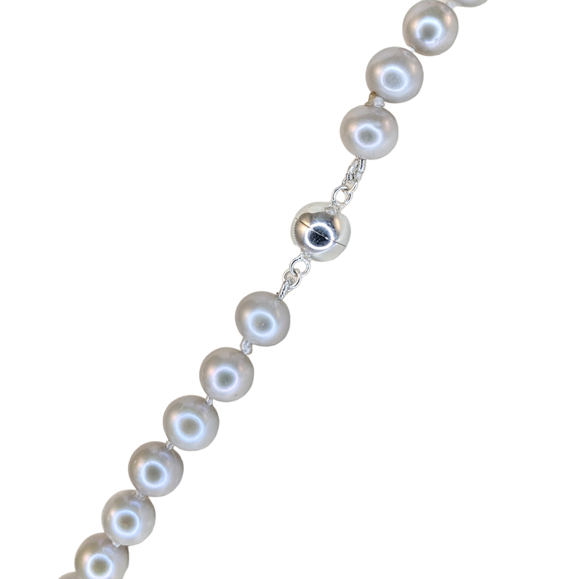 20-inch silver-grey pearl necklace with magnetic clasp - Image 3