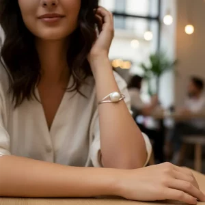 Mother of pearl Silver Eye Bangle