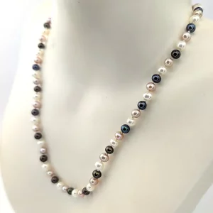 Round 5.5mm Pearl Necklace With Magnetic Clasp