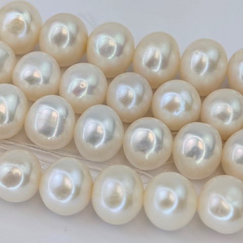 Large Oval Freshwater Pearls, 10-11mm - Image 2