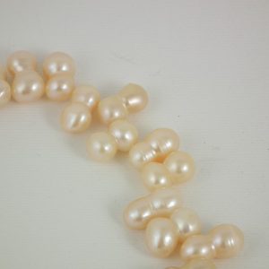 Peanut-shaped Freshwater Pearl String 7.5 x 13mm - Image 6