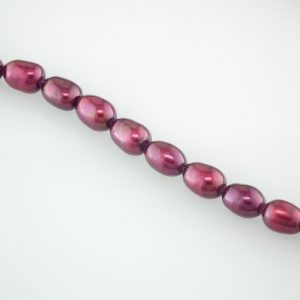Alternative view of 4.5-5mm Burgundy Red Rice Pearls Loose String