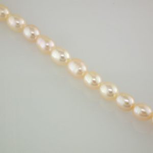 4-5mm Freshwater Rice Loose Pearl String, Lilac or Peach - Image 3