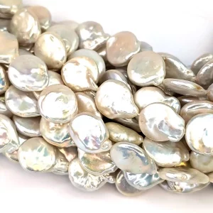 Tailed Coin Pearls with a good Lustre - Image 3
