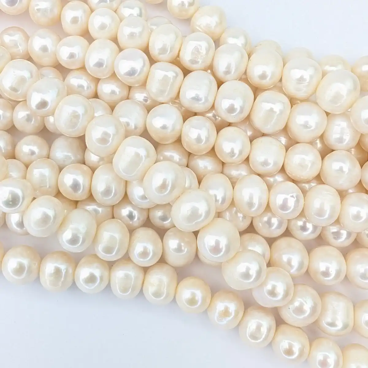 White Oval Pearls 10 x 11mm Loose String - Image 3