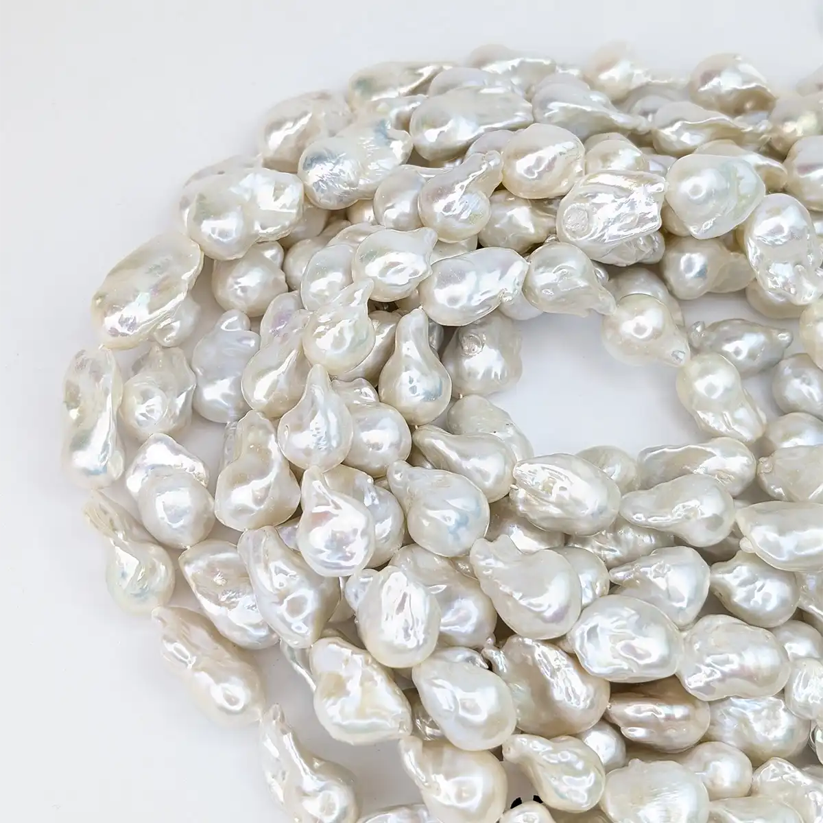 White Fireball Pearl String - Medium - Image 3