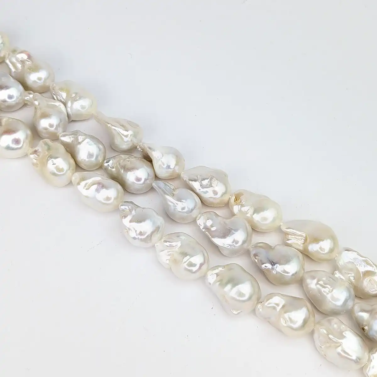 White Fireball Pearl String - Medium - Image 4