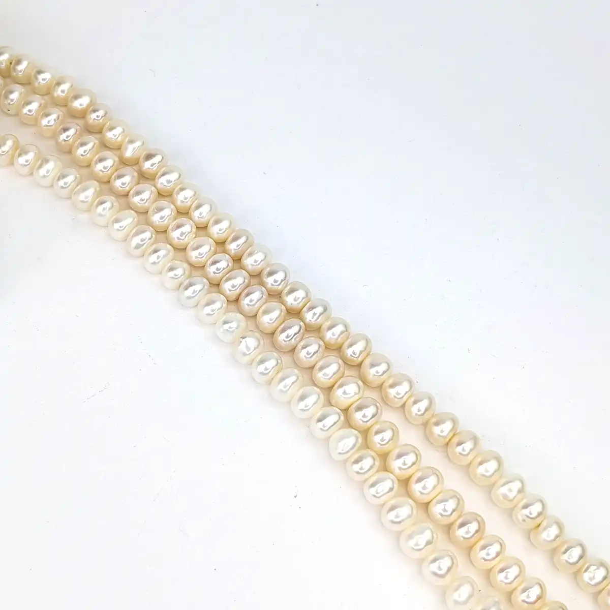 White Button Pearls - Freshwater String 8mm - Image 4