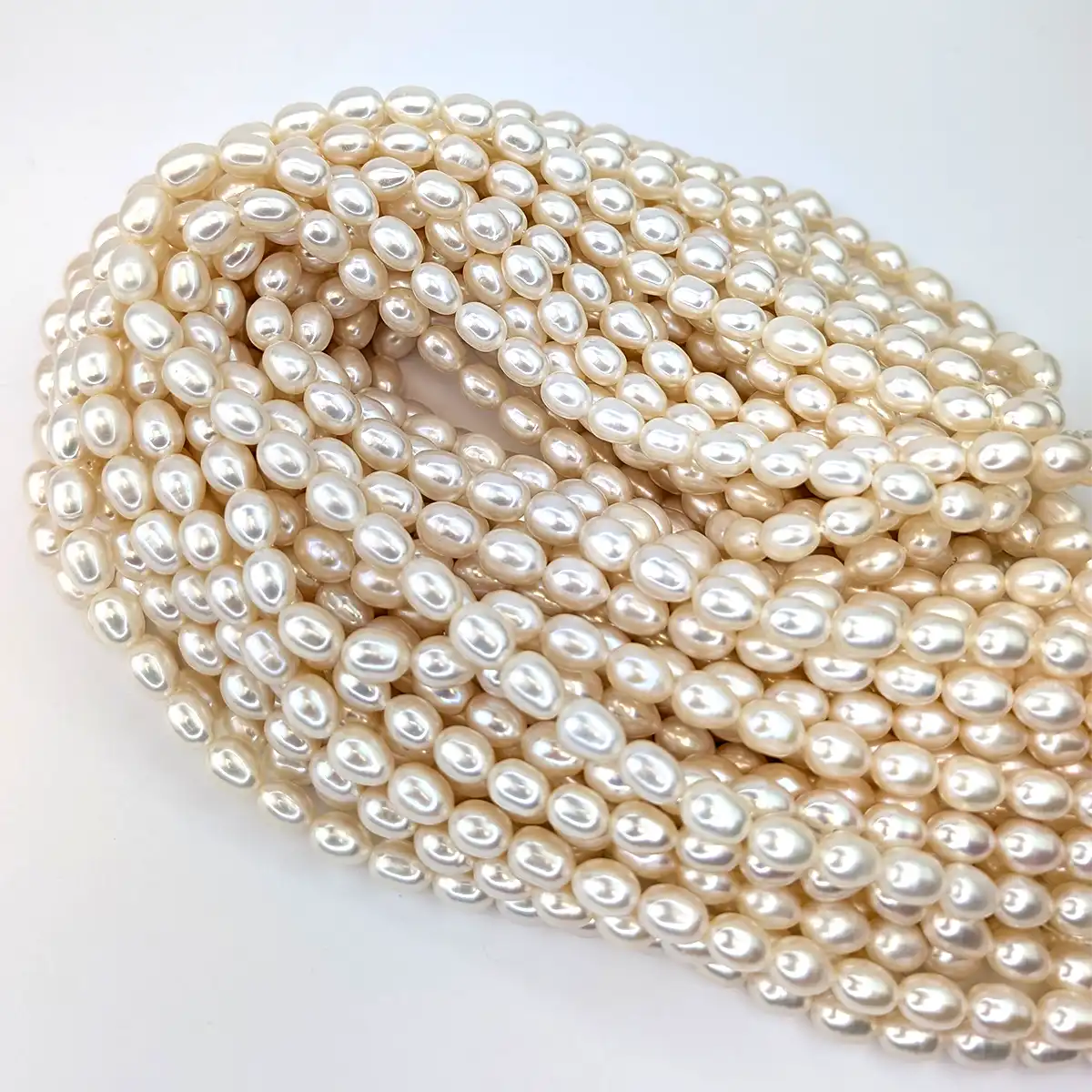 AA Rice Pearls - Freshwater white pearl string 6.5-7.5mm - Image 3