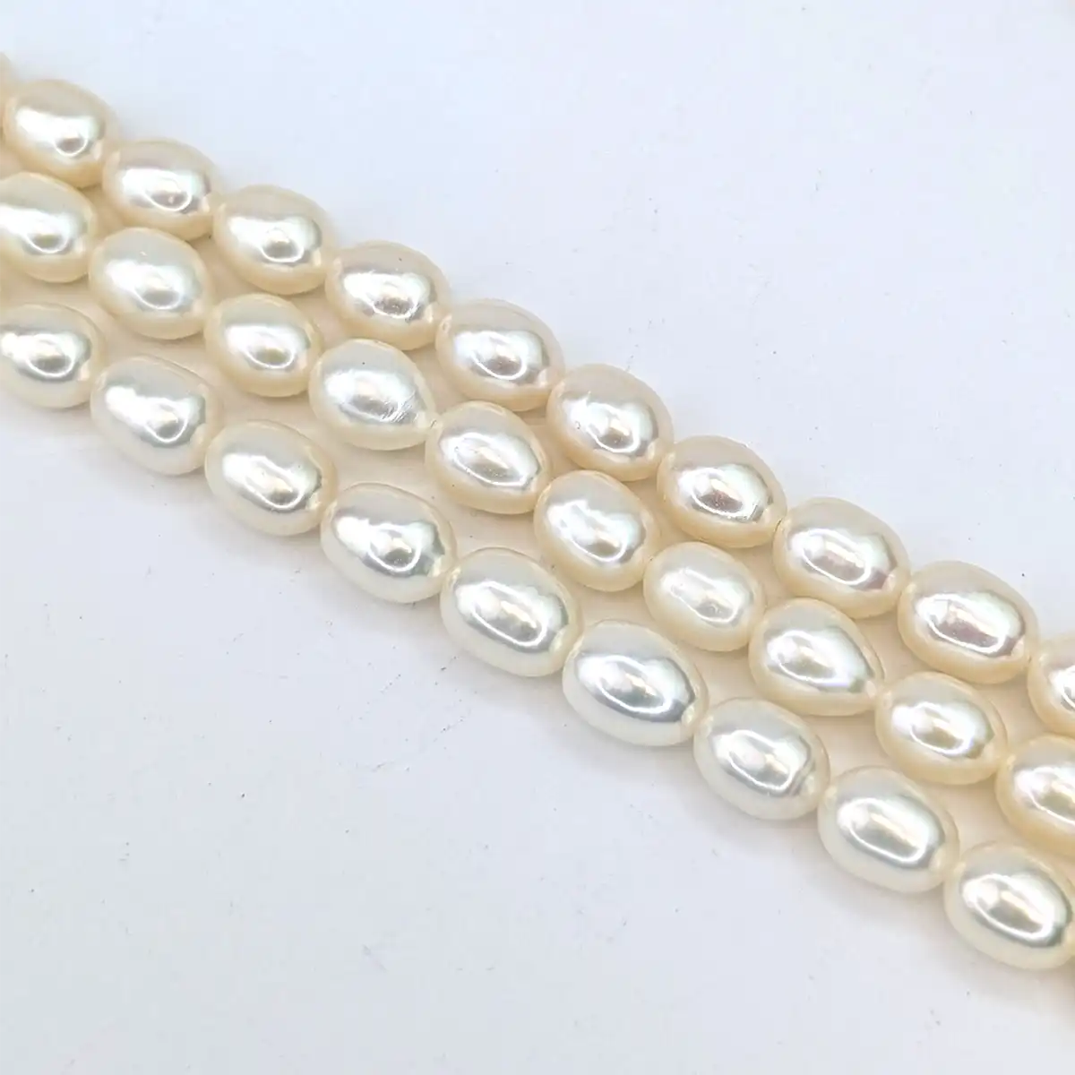 AA Rice Pearls - Freshwater white pearl string 6.5-7.5mm - Image 4