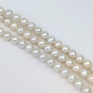 Alternative view of AAA Round Pearls - Freshwater white pearl 7mm