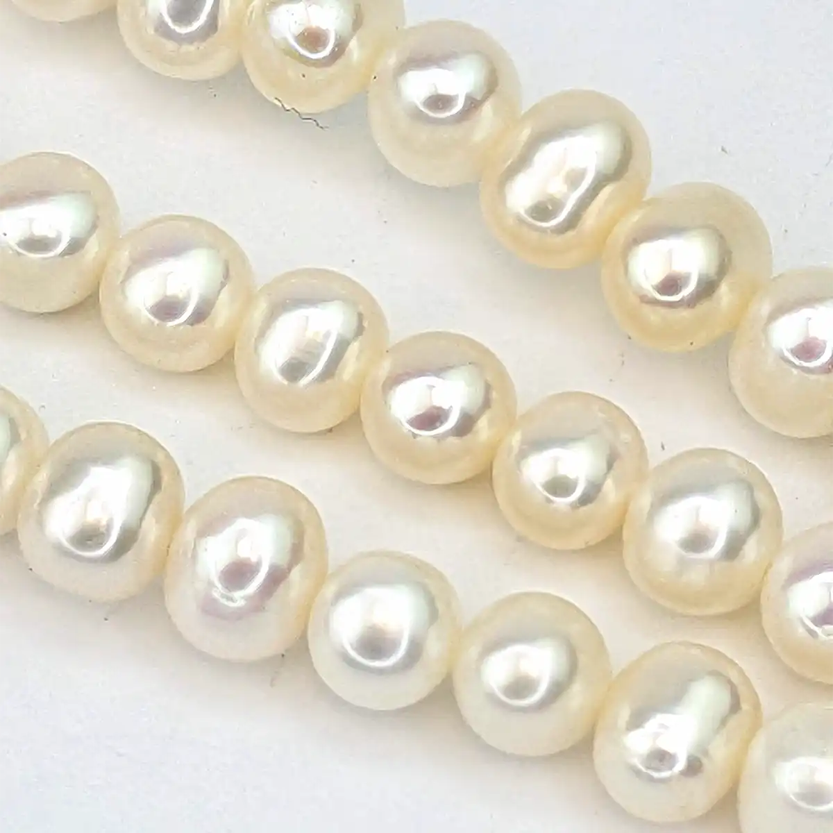 Freshwater Stringing Pearls - White 6mm - Image 4