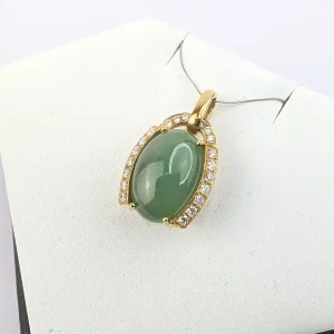 Jadeite Pendant on 18k