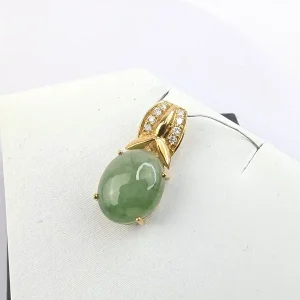 Jadeite Pendant on 18k (Copy)